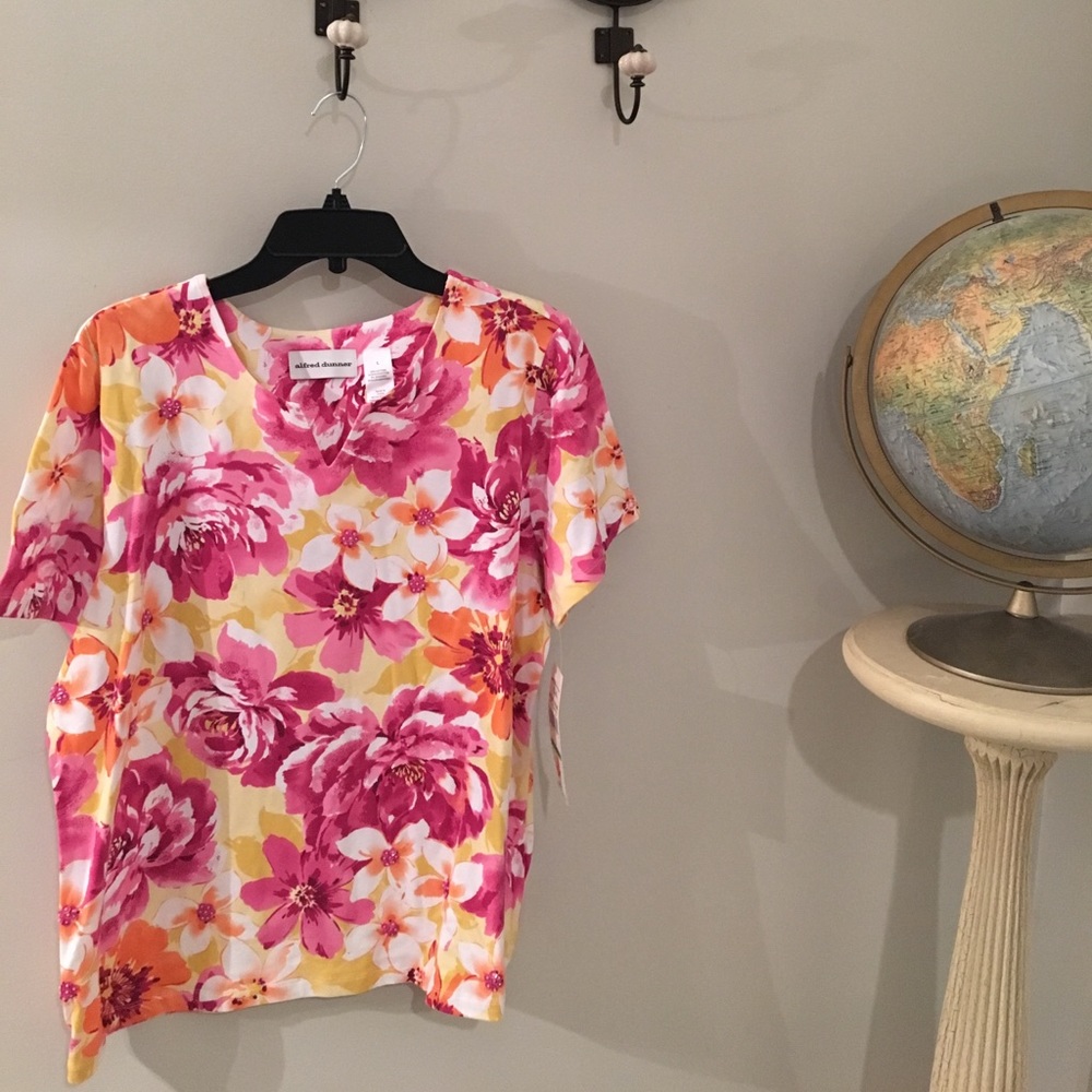 Alfred Dunner short sleeve floral top NWT